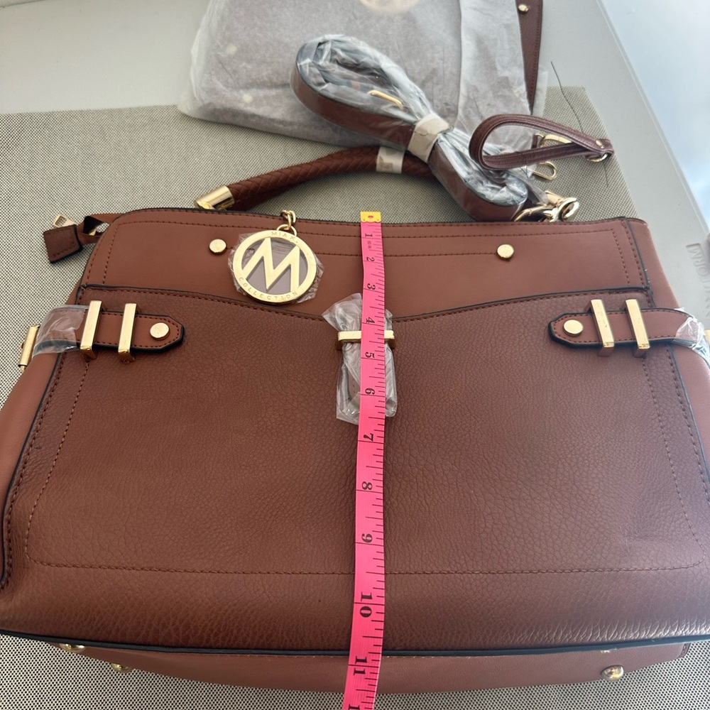 NWT MIA K. Collection Women's Leather Brown Handbag/Crossbody with Wristlet - Picture 14 of 15
